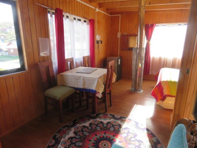 Hostal Y Cabanas Peumayen Puerto Guadal Esterno foto