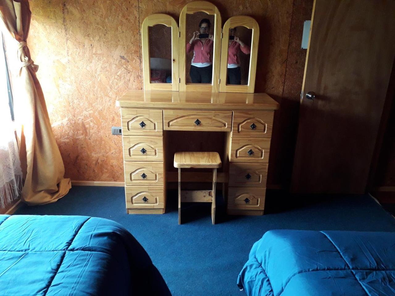 Hostal Y Cabanas Peumayen Puerto Guadal Esterno foto
